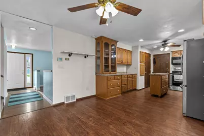 732 Manchester Road, Neenah, WI 54956 - Photo 16