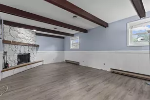 732 Manchester Rd, Neenah, WI 54956 - Photo 4