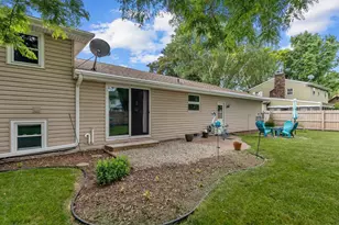 732 Manchester Rd, Neenah, WI 54956 - Photo 36
