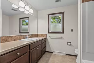 732 Manchester Rd, Neenah, WI 54956 - Photo 26