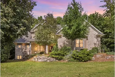 1387 Radcliff Road, Neenah, WI 54956 - Photo 2