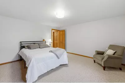 2706 Beechnut Drive, Oshkosh, WI 54904 - Photo 34