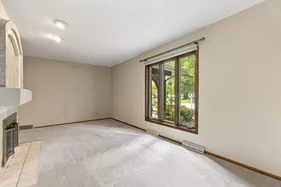 323 Old Pioneer Road, Fond du Lac, WI 54935 - Photo 10