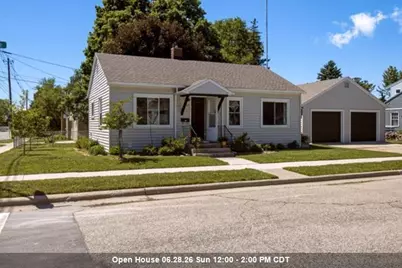 907 N 7th Avenue, Sturgeon Bay, WI 54235 - Photo 1