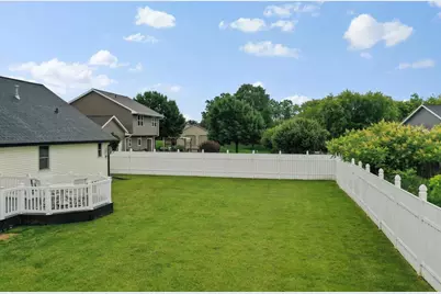 614 Stonehedge Road, Green Bay, WI 54302 - Photo 26
