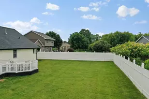 614 Stonehedge Rd, Green Bay, WI 54302 - Photo 26
