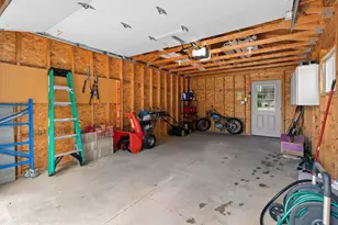 2030 Libal St, Green Bay, WI 54301 - Photo 8