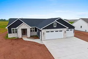 1607 Torchwood Trl, De Pere, WI 54115 - Photo 8
