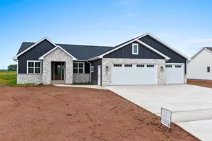 1607 Torchwood Trl, De Pere, WI 54115 - Photo 6