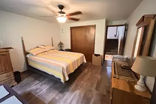 2590 Cherrywood Ln, Green Bay, WI 54304 - Photo 14