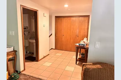 2590 Cherrywood Lane, Green Bay, WI 54304 - Photo 10