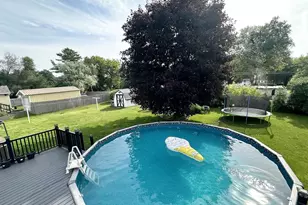 262 Park Ave, Oconto Falls, WI 54154 - Photo 6