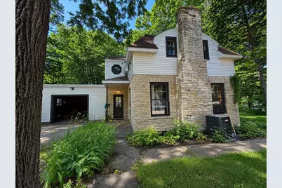 241 N Main Street, Clintonville, WI 54929 - Photo 2