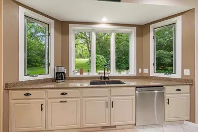 8405 Ridgeview Court, Larsen, WI 54947 - Photo 14