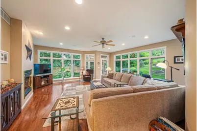8405 Ridgeview Court, Larsen, WI 54947 - Photo 4