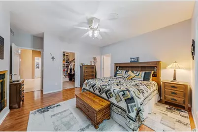 8405 Ridgeview Court, Larsen, WI 54947 - Photo 24