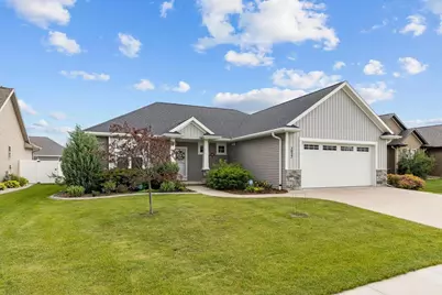 3627 Tulip Trail, Appleton, WI 54913 - Photo 2
