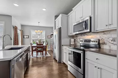 3627 Tulip Trail, Appleton, WI 54913 - Photo 16