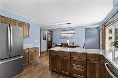 1595 Nelson Court, Neenah, WI 54956 - Photo 8