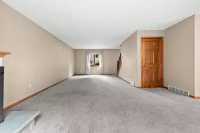 151 Harrys, Appleton, WI 54914 - Photo 22