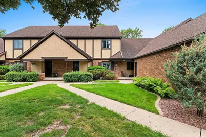 151 Harrys, Appleton, WI 54914 - Photo 2