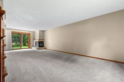 151 Harrys, Appleton, WI 54914 - Photo 24