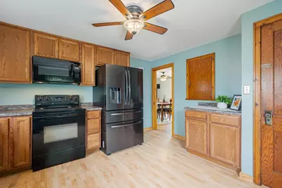 1412 W Spring Street, Appleton, WI 54914 - Photo 4