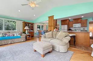 923 Barbara Ln, Marinette, WI 54143 - Photo 10