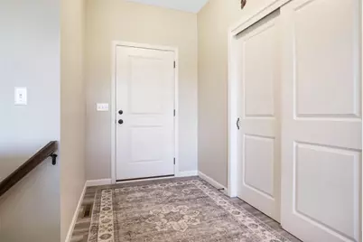 6730 Park Place Drive, Sheboygan, WI 53081 - Photo 4