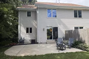 N170W19981 Willow Ridge Dr, Jackson, WI 53037 - Photo 2