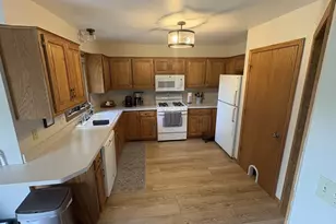 N170W19981 Willow Ridge Dr, Jackson, WI 53037 - Photo 4