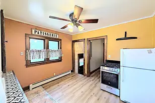 1554 Plummer St, Oshkosh, WI 54902 - Photo 10