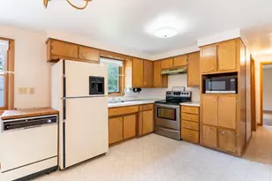 2507 Greenwald St, Green Bay, WI 54301 - Photo 10