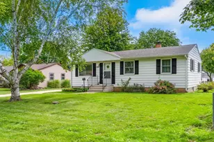 2507 Greenwald St, Green Bay, WI 54301 - Photo 2