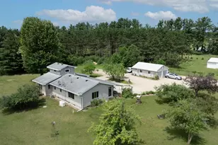 N4381 Ostrander Rd, Mukwa, WI 54961 - Photo 54
