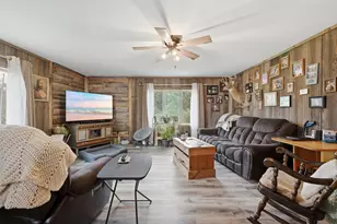 N4381 Ostrander Rd, Mukwa, WI 54961 - Photo 4