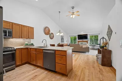 4490 W Trasino Way, Appleton, WI 54913 - Photo 8