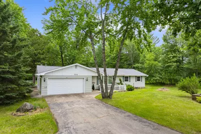 704 Funk Street, Crivitz, WI 54114 - Photo 4