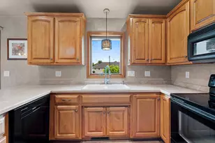 3166 Egan Ln, Green Bay, WI 54311 - Photo 16