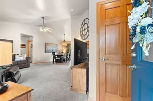 3166 Egan Ln, Green Bay, WI 54311 - Photo 4