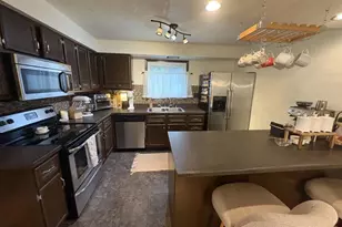 1127 Bonnie View Dr, Sturgeon Bay, WI 54235 - Photo 6