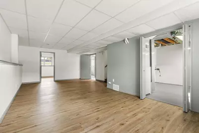 2009 S 10th Street, Manitowoc, WI 54220 - Photo 20