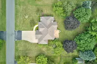109 Old Orchard Ln, Neenah, WI 54956 - Photo 62