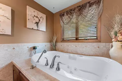 2641 Poplar Springs Circle, Green Bay, WI 54304 - Photo 40