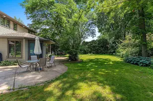 2641 Poplar Springs Cir, Green Bay, WI 54304 - Photo 56