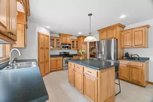 4226 E Appleseed Dr, Appleton, WI 54913 - Photo 12