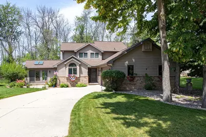 2238 Woodlawn Lane, Appleton, WI 54914 - Photo 4