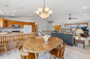 51 Yacoub Ln, Fond du Lac, WI 54935 - Photo 8
