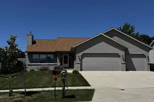 51 Yacoub Ln, Fond du Lac, WI 54935 - Photo 32
