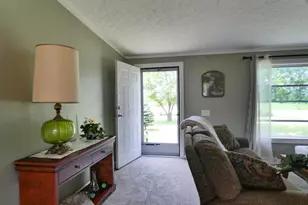 N3644 Green Valley Rd, Pulaski, WI 54162 - Photo 10
